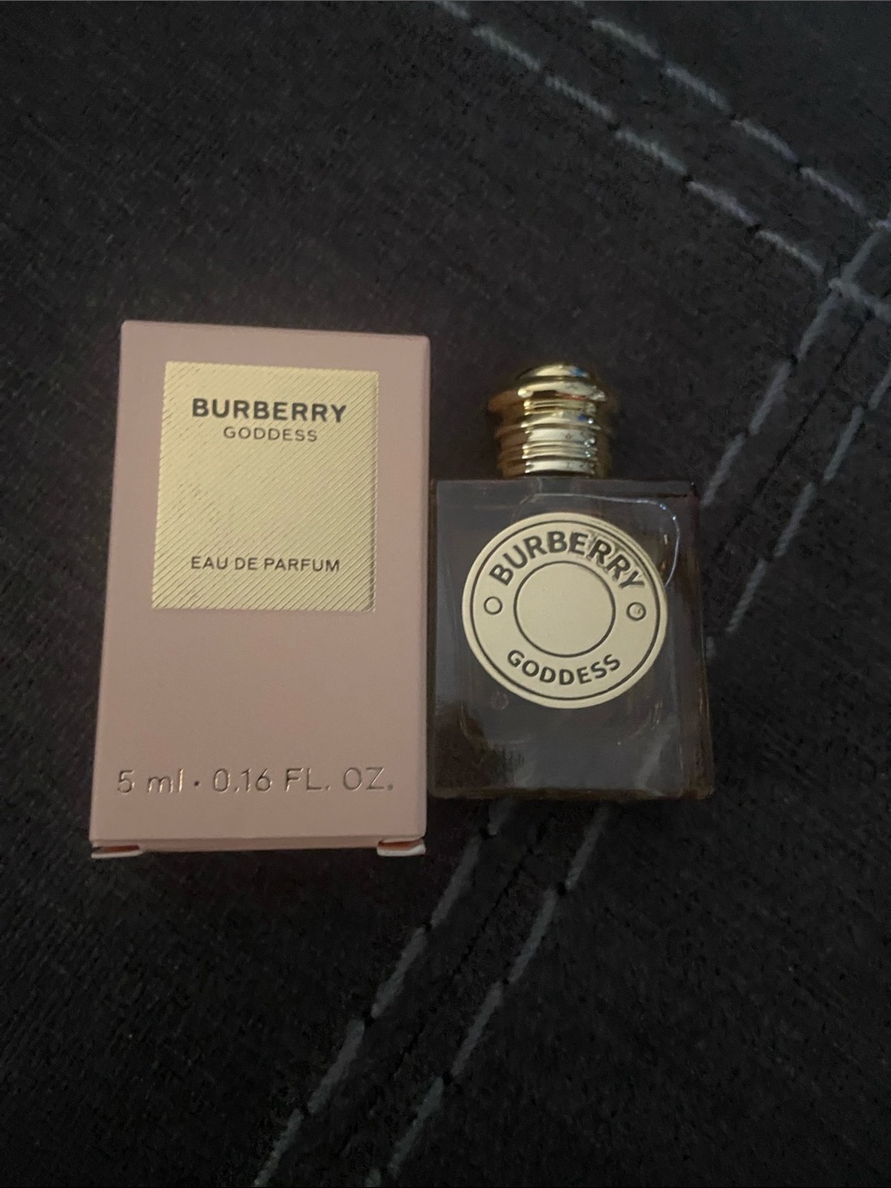 New Burberry goddess 5 ml flora gorgeous